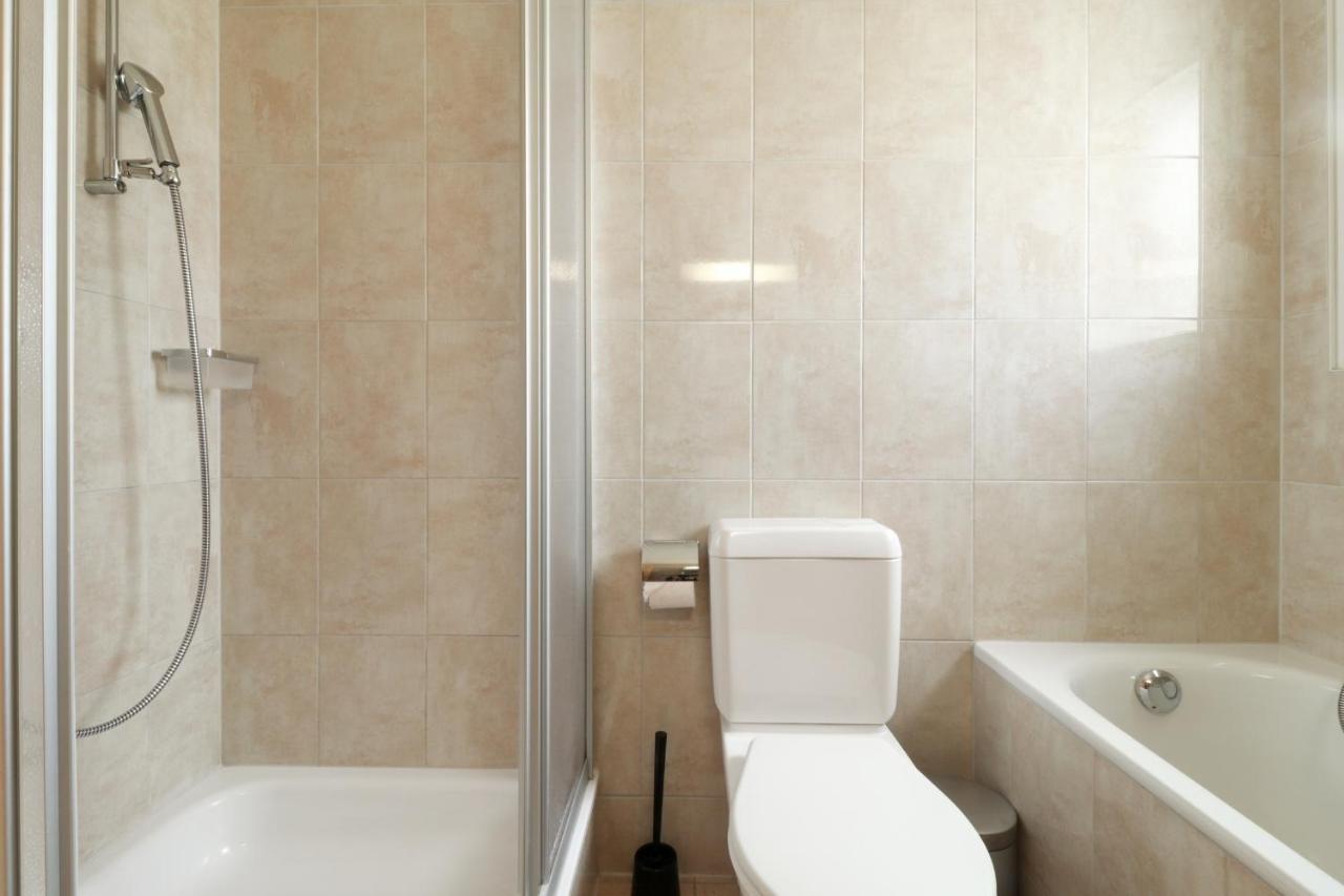 Nice Apartment Ideally Located In Martigny Luaran gambar