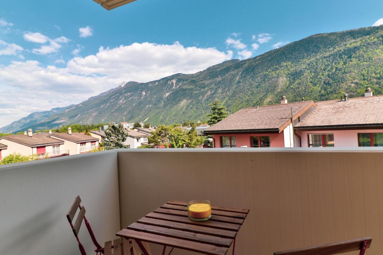 Nice Apartment Ideally Located In Martigny Luaran gambar