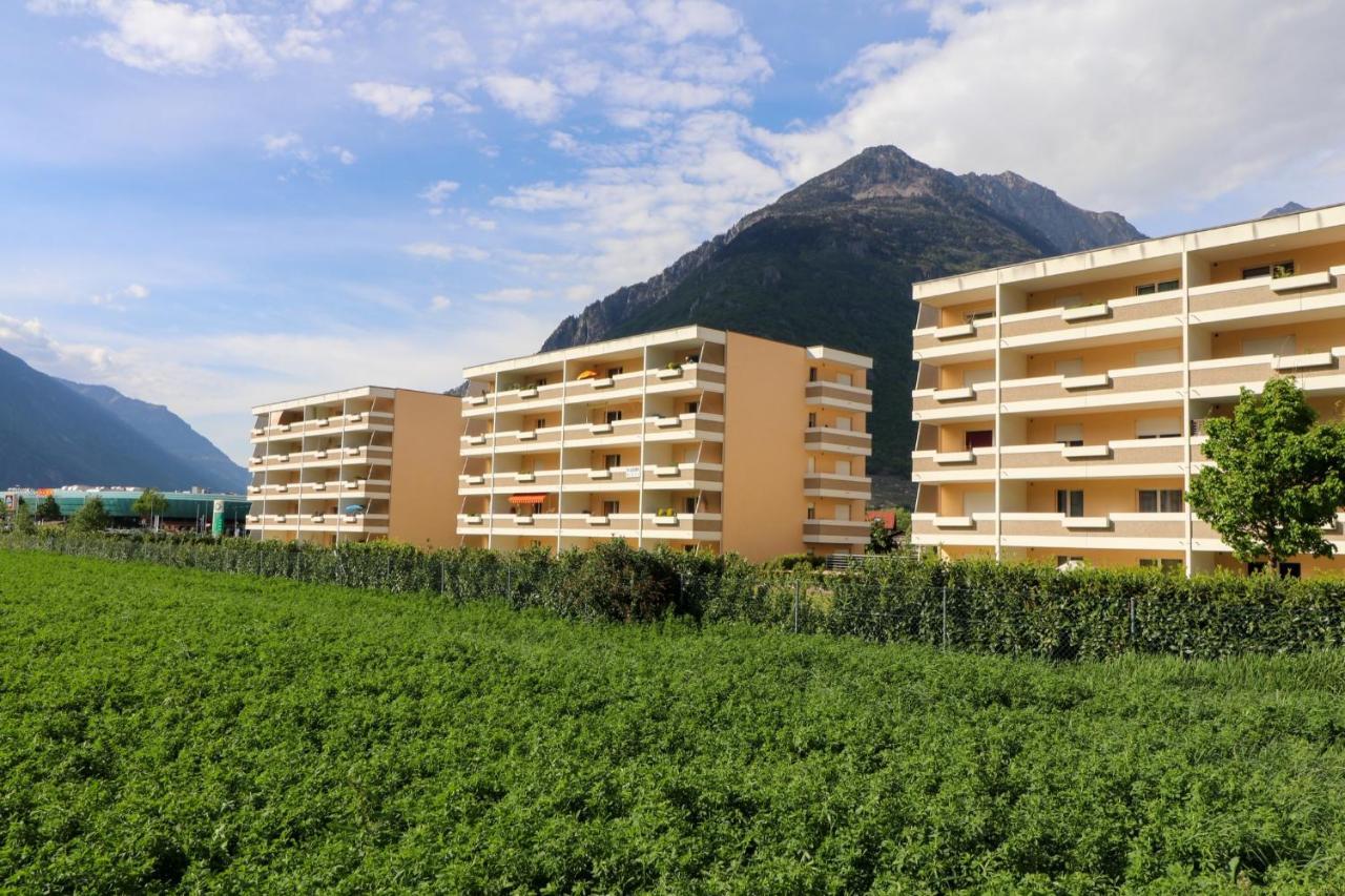 Nice Apartment Ideally Located In Martigny Luaran gambar